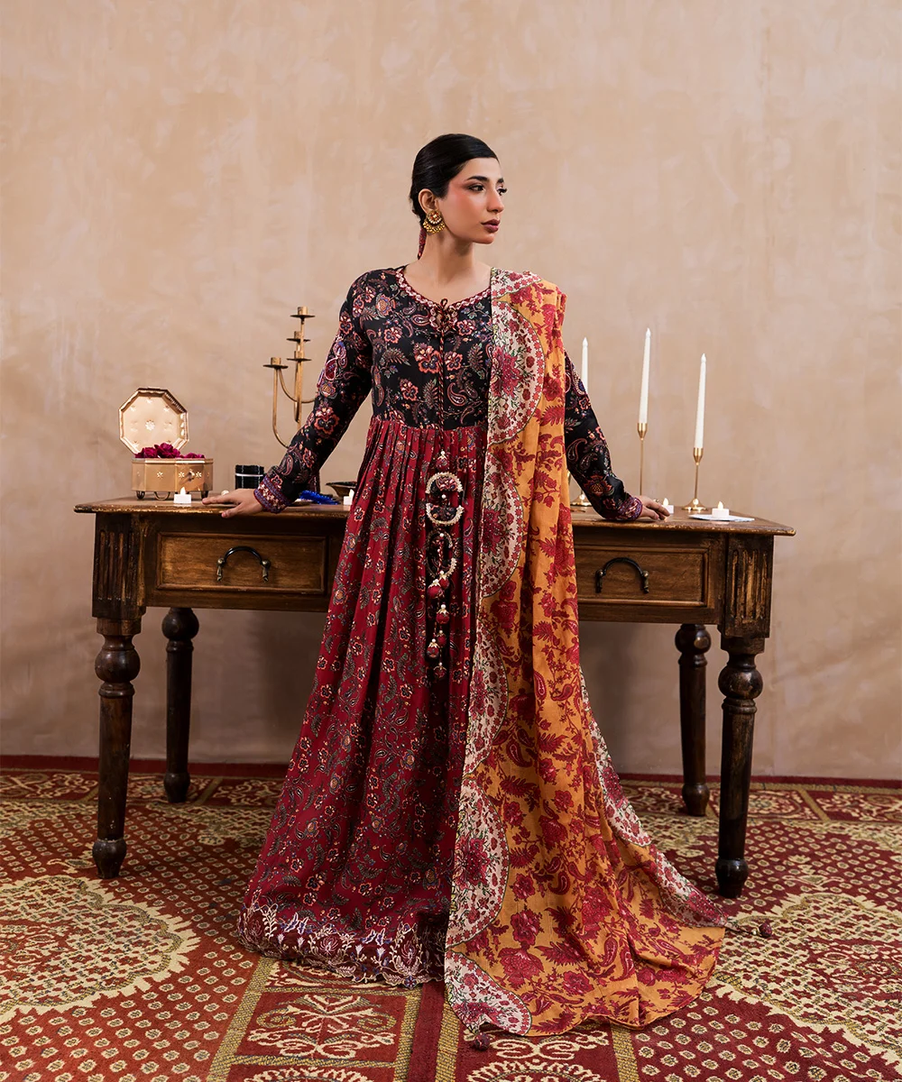 SAJ DHAJ Co’ Robe – OMD Dress