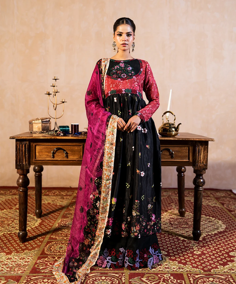 SAJ DHAJ Co' Robe - OMD Dress